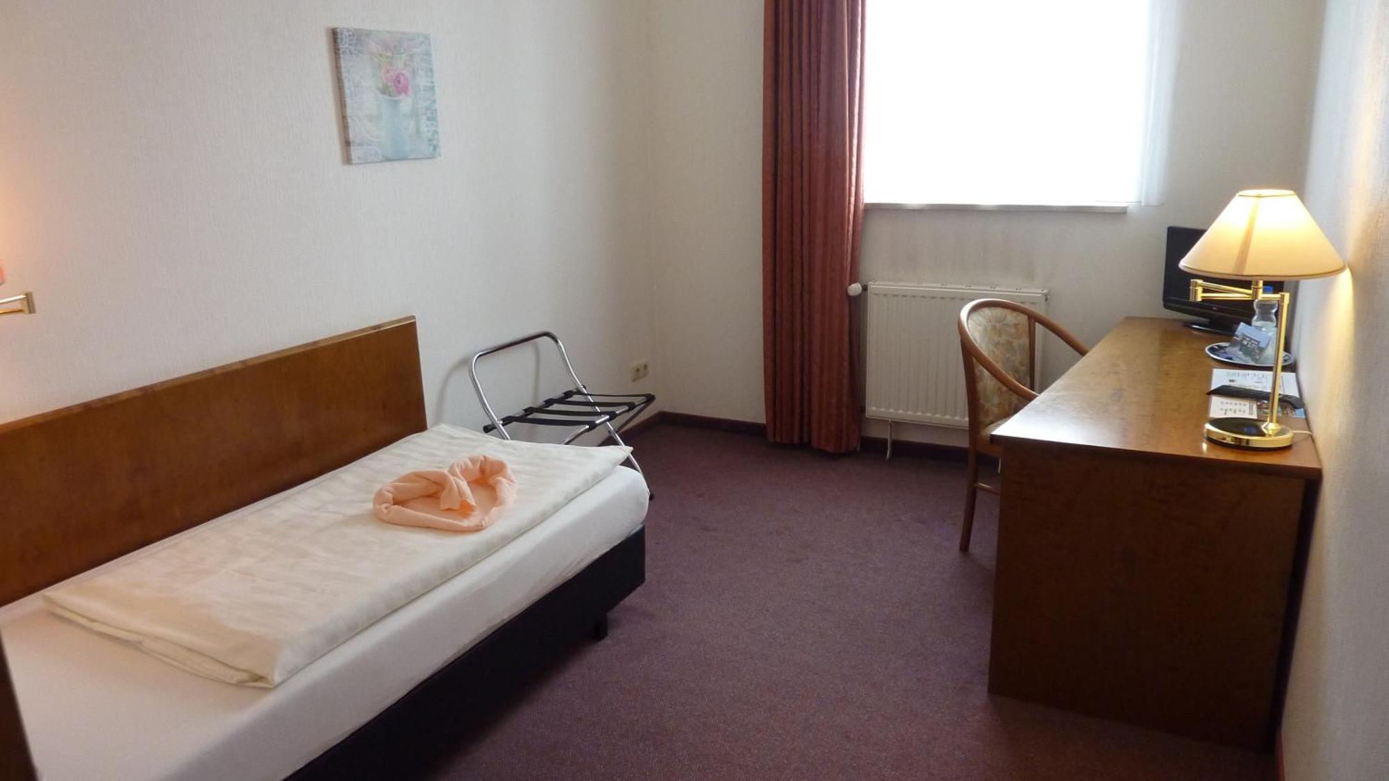 Heidehotel Herrenbruecke Фасберг Номер фото